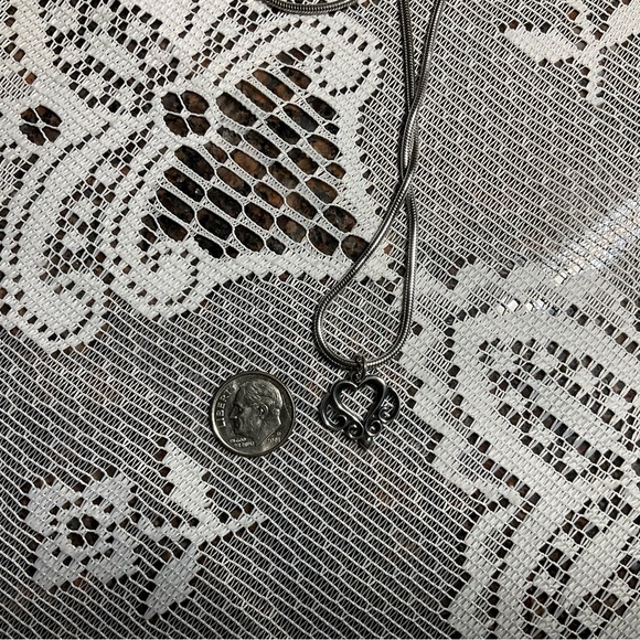 James Avery Retired Small Filigree Heart Pendant - Picture 4 of 13